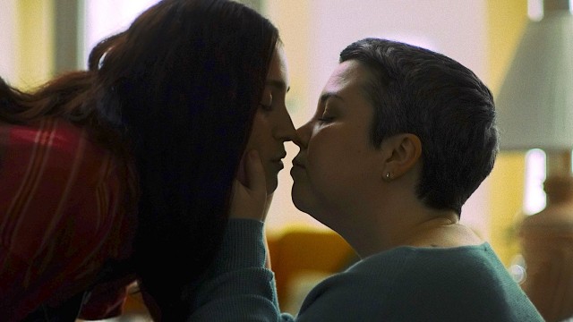 A fantasy sequence in the middle of the film depicts Roz's aspirations to sweetness